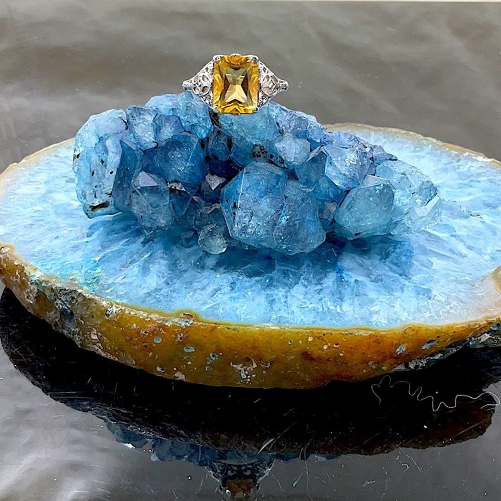 Vtg. Sterling Silver Citrine Ring Size 8 - Picture 2 of 8